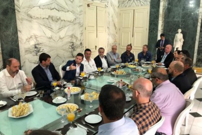 Sicomércio e empresários se reúnem com governo estadual para inclusão de Petrópolis na lei que reduz ICMS