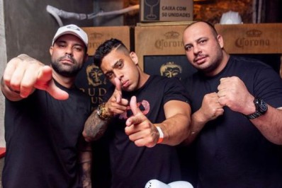 Gabriel Monteiro, alvo de operação da Polícia Civil, costumava frequentar boate e ‘festas particulares’ em Cabo Frio