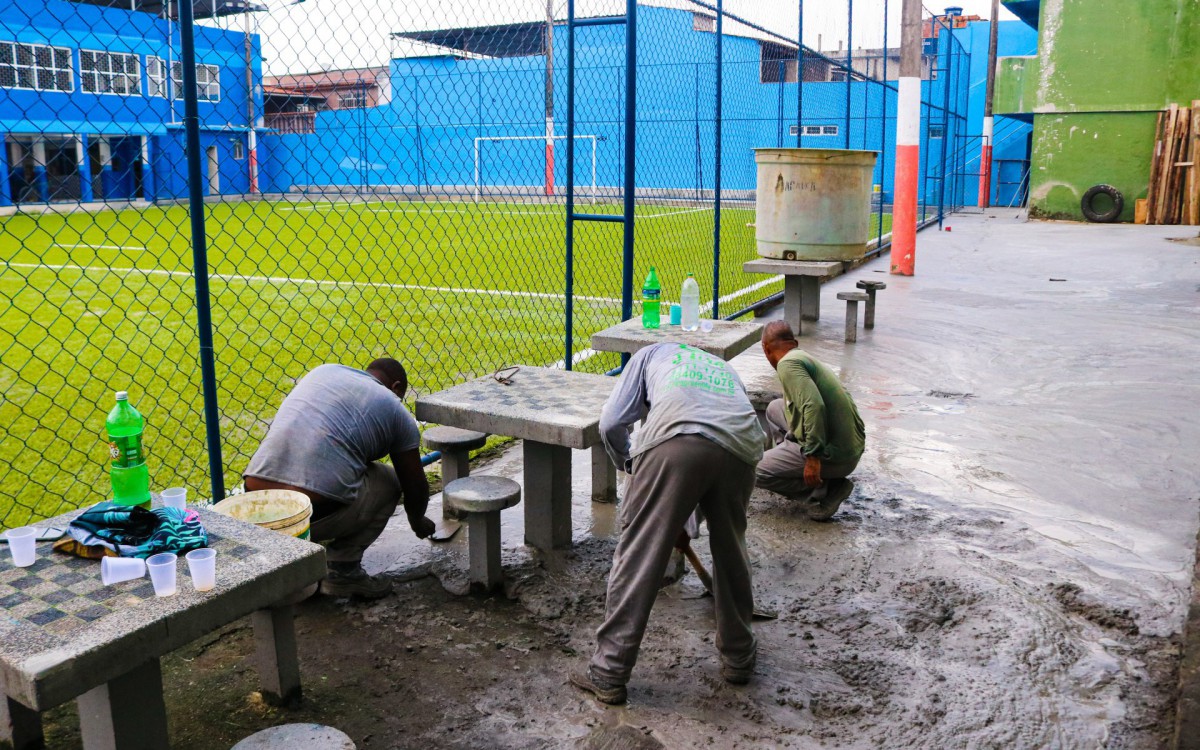 Obras no Campo do Amem