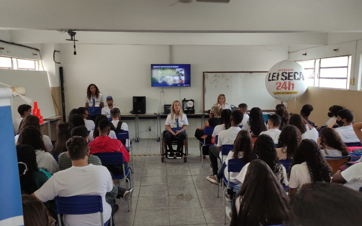 Projeto "Educa&ccedil;&atilde;o no Tr&acirc;nsito &ndash; Escola Nota 10", desenvolvido pela Opera&ccedil;&atilde;o Lei Seca &eacute; realizado em escolas estaduais de VR