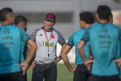 Sem protesto da torcida, Vasco chega ao Rio com policiamento reforçado