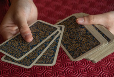 Tarô Quântico Estelar: saiba qual é a carta de cada signo