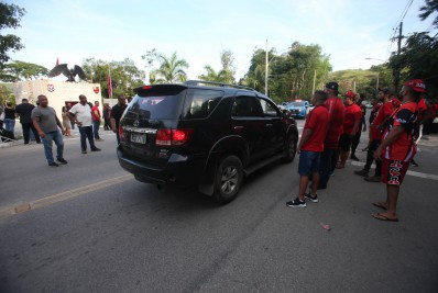 Galvão Bueno detona protesto no Ninho: 'Quem dá tapa não é torcedor do Flamengo'