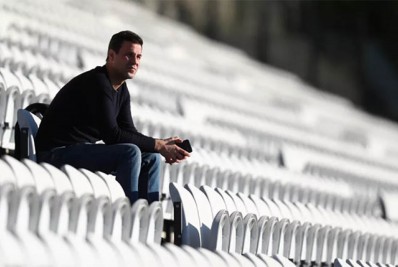 Neto de Telê Santana estreia como técnico aos 39 anos