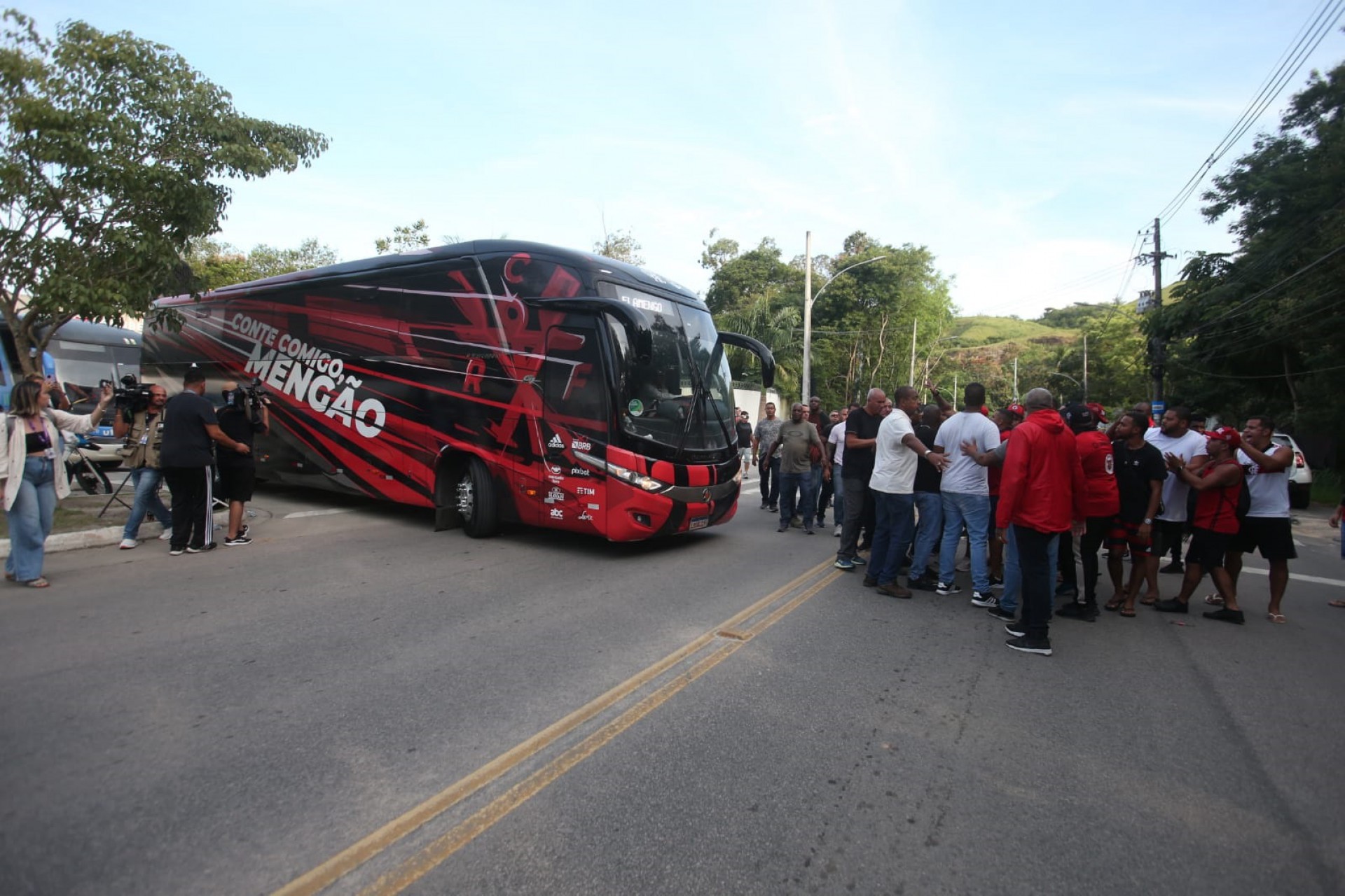 protesto flamengo - cleber mendes