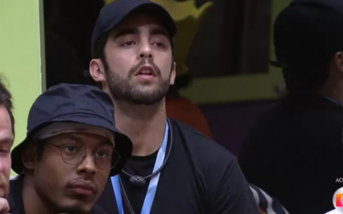 O anjo Pedro Scooby imunizou o amigo Paulo André - Reprodução