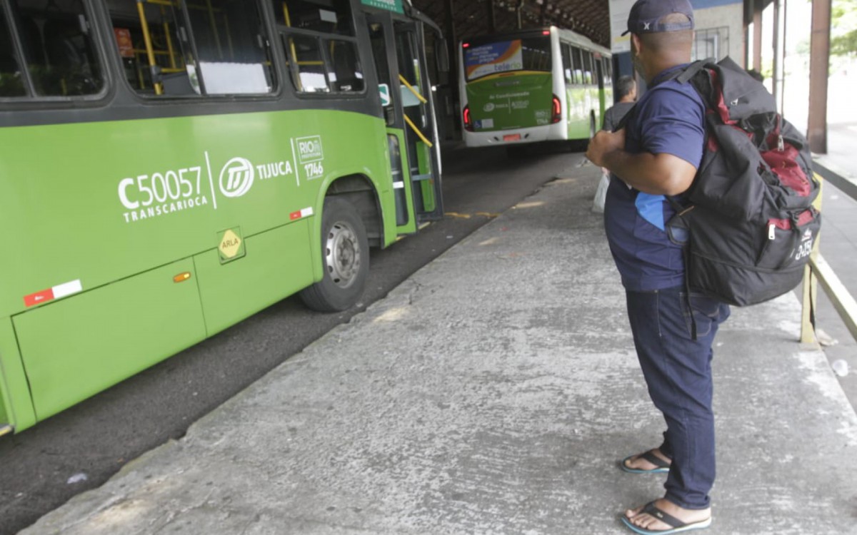 Terminal Padre Henrique Otte ser&aacute; desativado nesta segunda-feira (11), pontos finais das linhas de &ocirc;nibus ser&atilde;o realocadas para ruas pr&oacute;ximas 