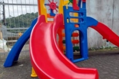 Escolas municipais de Nova Friburgo recebem novos brinquedos