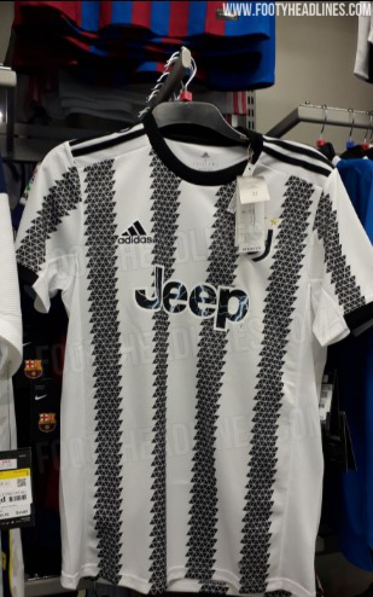 Detalhes da camisa da Juventus para a temporada 2022/23