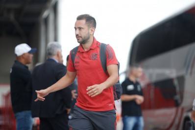 Ribeiro reforça confiança em Paulo Sousa no Flamengo: 'Temos tudo para fazer um grande ano'