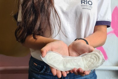 Secretaria Municipal de Educação irá distribuir 12,8 milhões de absorventes para estudantes 