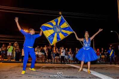 Paraíso do Tuiuti realiza ensaio de rua nesta segunda-feira