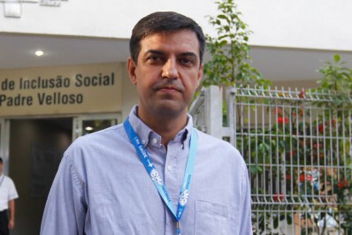 'Quanto mais as pessoas se vacinarem, mais rápido estarão protegidas', diz secretário municipal de Saúde do Rio