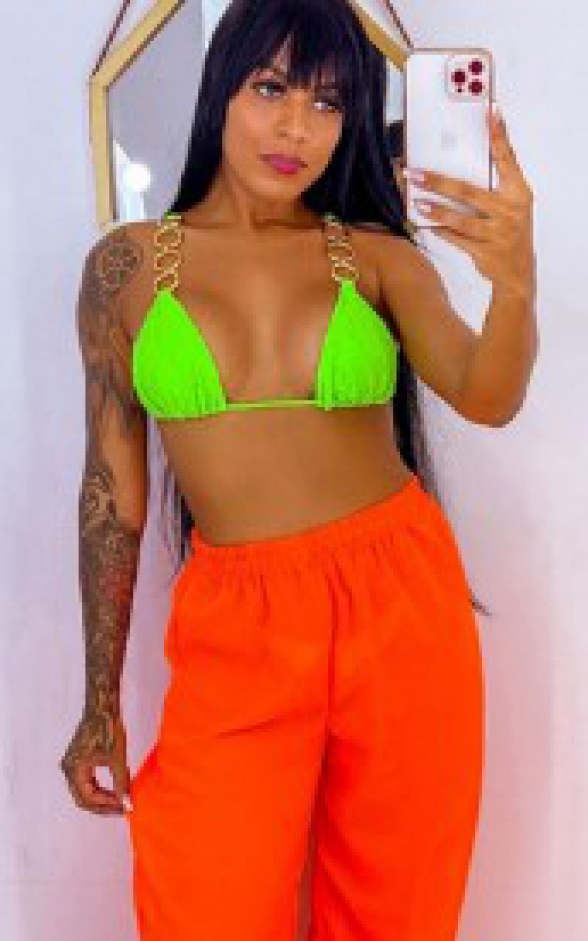 Laylla e Adrian Grace foram presas ao tentarem fugir de um tiroteio entre criminosos e policiais em um ve&iacute;culo com um quilo de coca&iacute;na