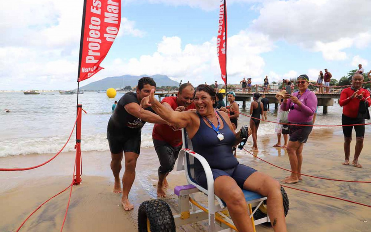  A Travessia de Nata&ccedil;&atilde;o comemorou o anivers&aacute;rio da Cidade e os 15 anos do Projeto Nata&ccedil;&atilde;o no Mar