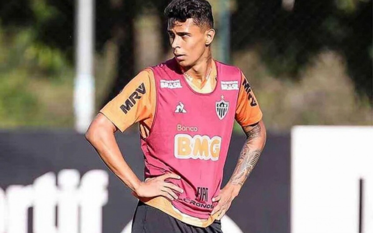 Cogitado no Vasco, zagueiro acerta com clube da S&eacute;rie A