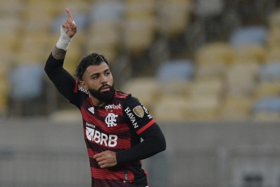 Com surpresa no gol, Flamengo está escalado para pegar o Palmeiras