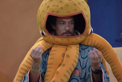 Após atrito com Natália, Eliezer recebe conselho: 'Deveria conversar antes do ao vivo'