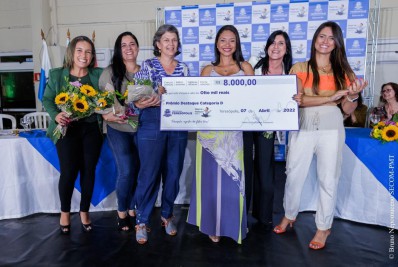 Teresópolis premia os melhores projetos de professores da rede pública municipal