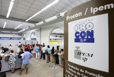 Procon-SP registra alta de 653% de reclamações em compras online