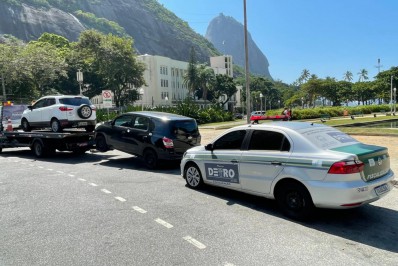 Detro realiza operação para fiscalizar transportes irregulares no RJ 