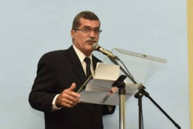 Comércio irá funcionar nesta quinta e nos dias 22 e 23 de abril, visando recuperar a economia