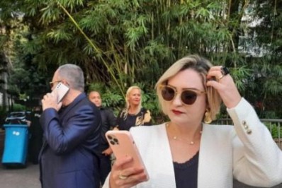 ‘Manda tomar no c…’, teria dito prefeita de Araruama para servidora em áudio vazado