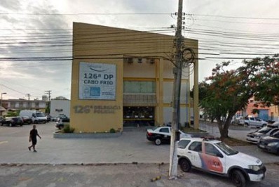 Foragido da justiça por furto qualificado é preso em Cabo Frio