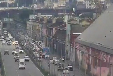 Cariocas aproveitam véspera de feriado da Paixão de Cristo para deixar o Rio