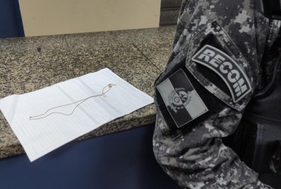 Homem é preso e dois adolescentes são apreendidos após assalto em Copacabana