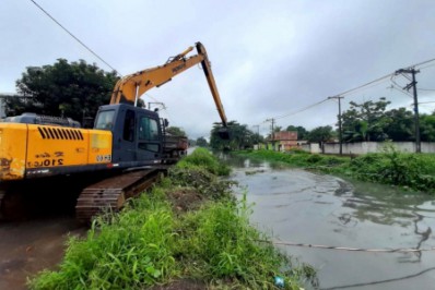 Caxias debate parceria para obras de macrodrenagem em rios e canais