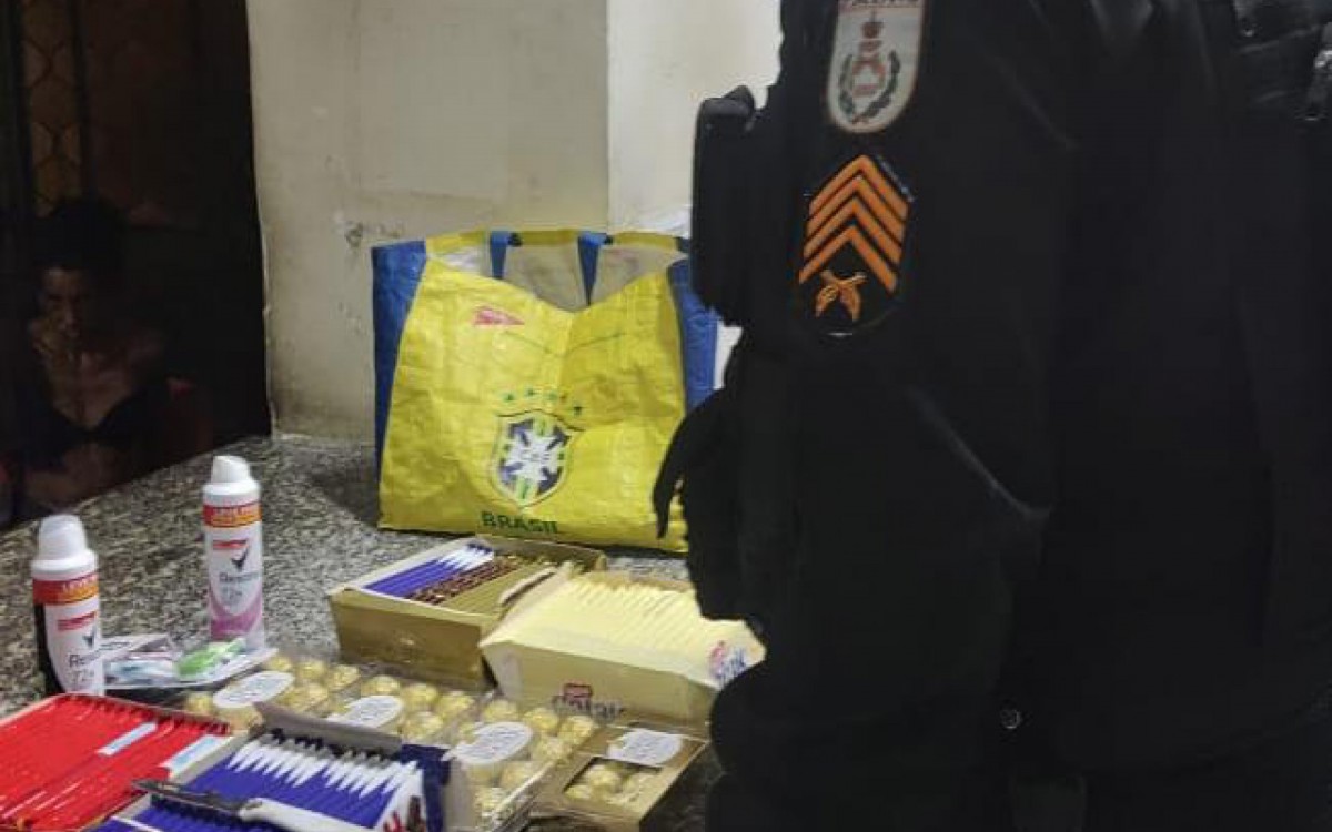 Mulher &eacute; detida ap&oacute;s tentar roubar chocolates em loja da Zona Sul do Rio