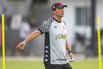 Em busca da primeira vitória na Série B, Vasco encara o CRB em Alagoas