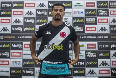 Gabriel Dias e Erick são relacionados e podem estrear pelo Vasco