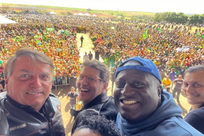 Bolsonaro diz que acordo entre WhatsApp e TSE não 'será cumprido'