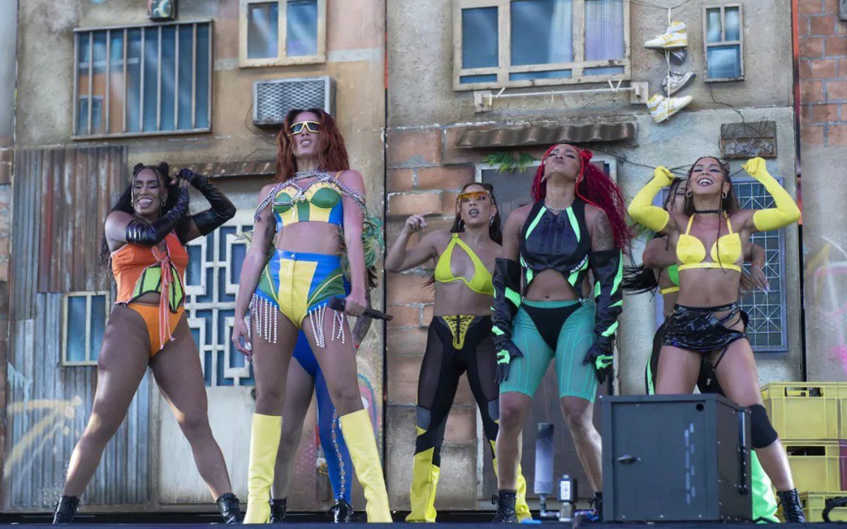 Anitta se apresenta no palco do Coachella, festival de m&uacute;sica pop que acontece na Calif&oacute;rnia - Foto: Valerie Macon / AFP