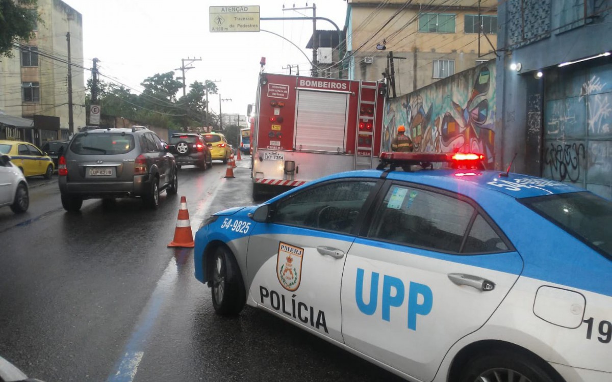Pol&iacute;cia Militar e CET-Rio tamb&eacute;m atuam no local