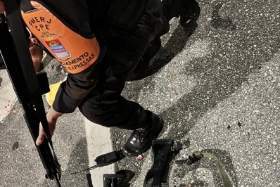 Quatro criminosos são presos e outro fica ferido durante confronto com PMs na Linha Amarela