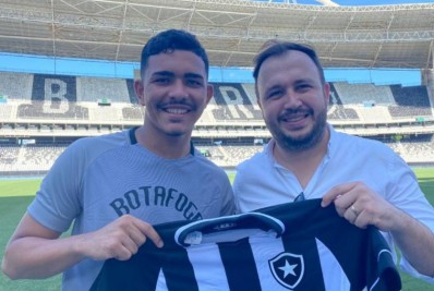 Após assinar com o Botafogo, destaque da Copinha admite: ‘Tive medo de não dar mais certo’