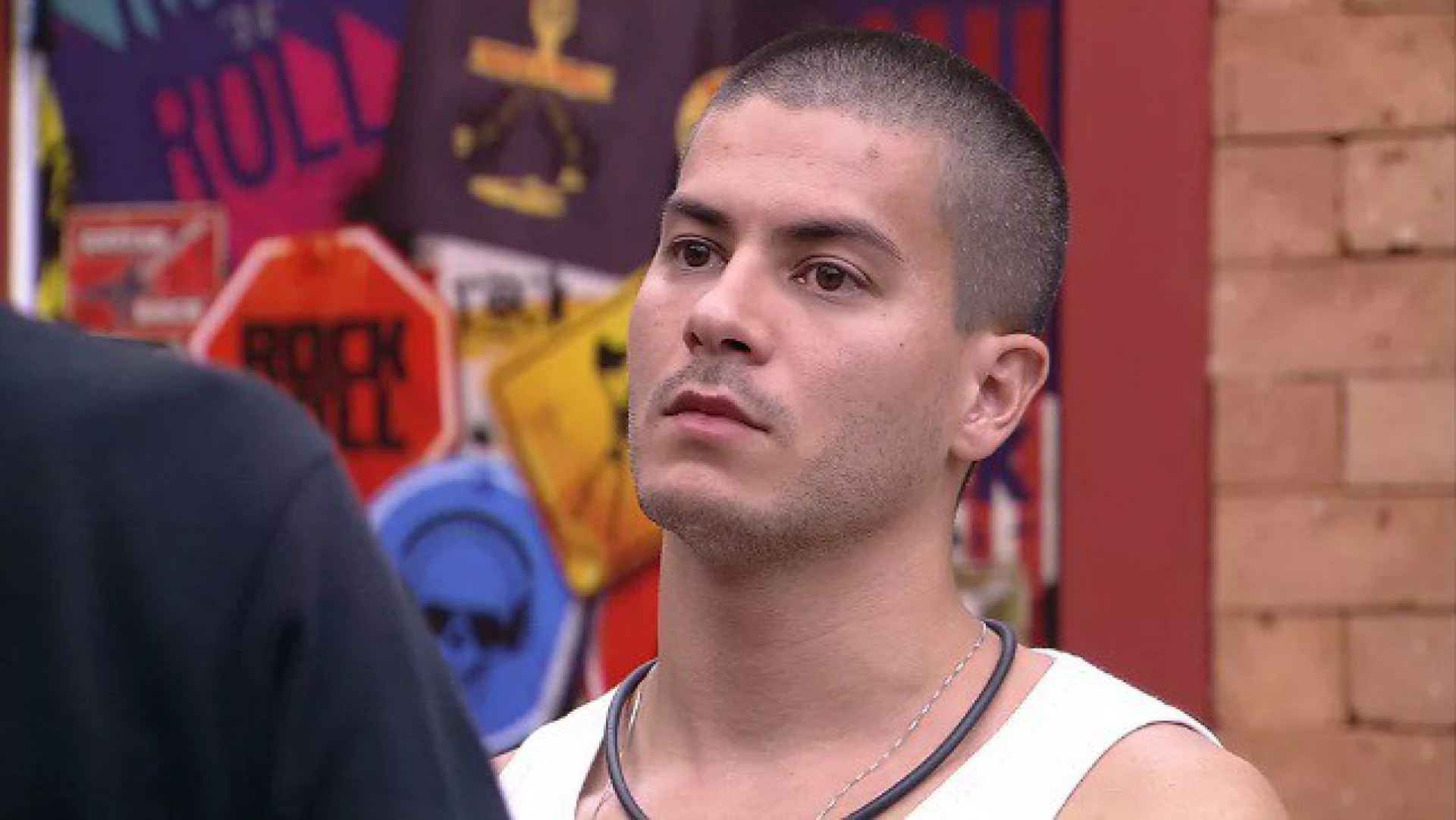 Brothers batem boca após o paredão  - Reprodução/Ghow