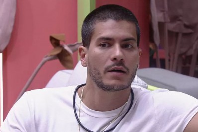 'BBB22': Arthur Aguiar desabafa sobre reta final: 'Só piora'