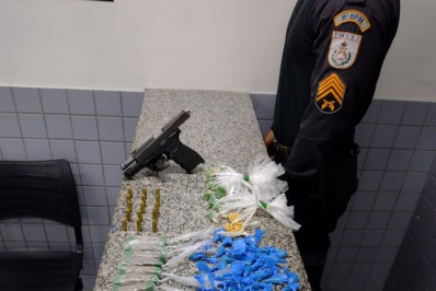 Adolescentes são apreendidos com armas e drogas em Campos