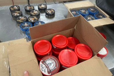 Homem é preso com drogas avaliadas em R$ 350 mil no Aeroporto do Galeão