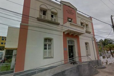 Quadrilha de MG é presa após roubo de R$ 100 mil em joalheria de Araruama