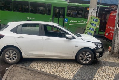 Mestre-Sala da Inocentes de Belford Roxo sofre acidente de carro