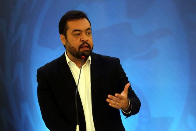 Cláudio Castro defende operação policial no Complexo da Penha