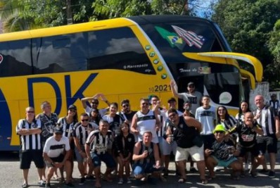 Torcida organizada do Botafogo encara 14h de viagem para ver a vitória sobre o Ceará