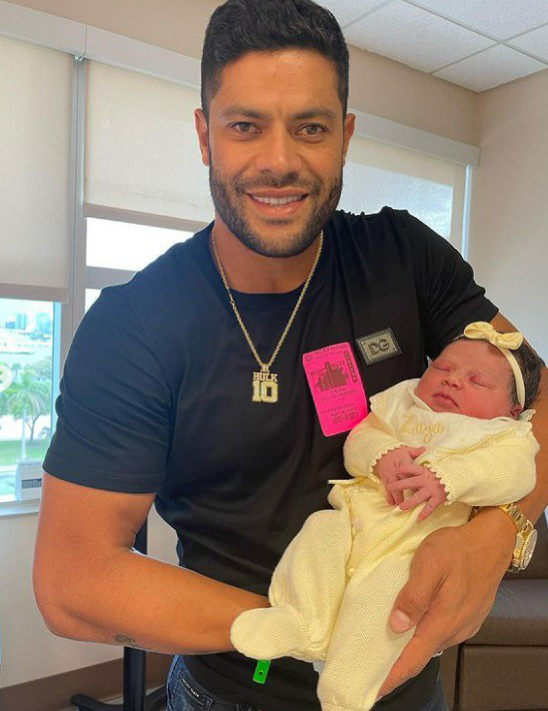 Nasce Zaya, filha de Hulk Paraíba e Camila Ângelo - reprodução do instagram