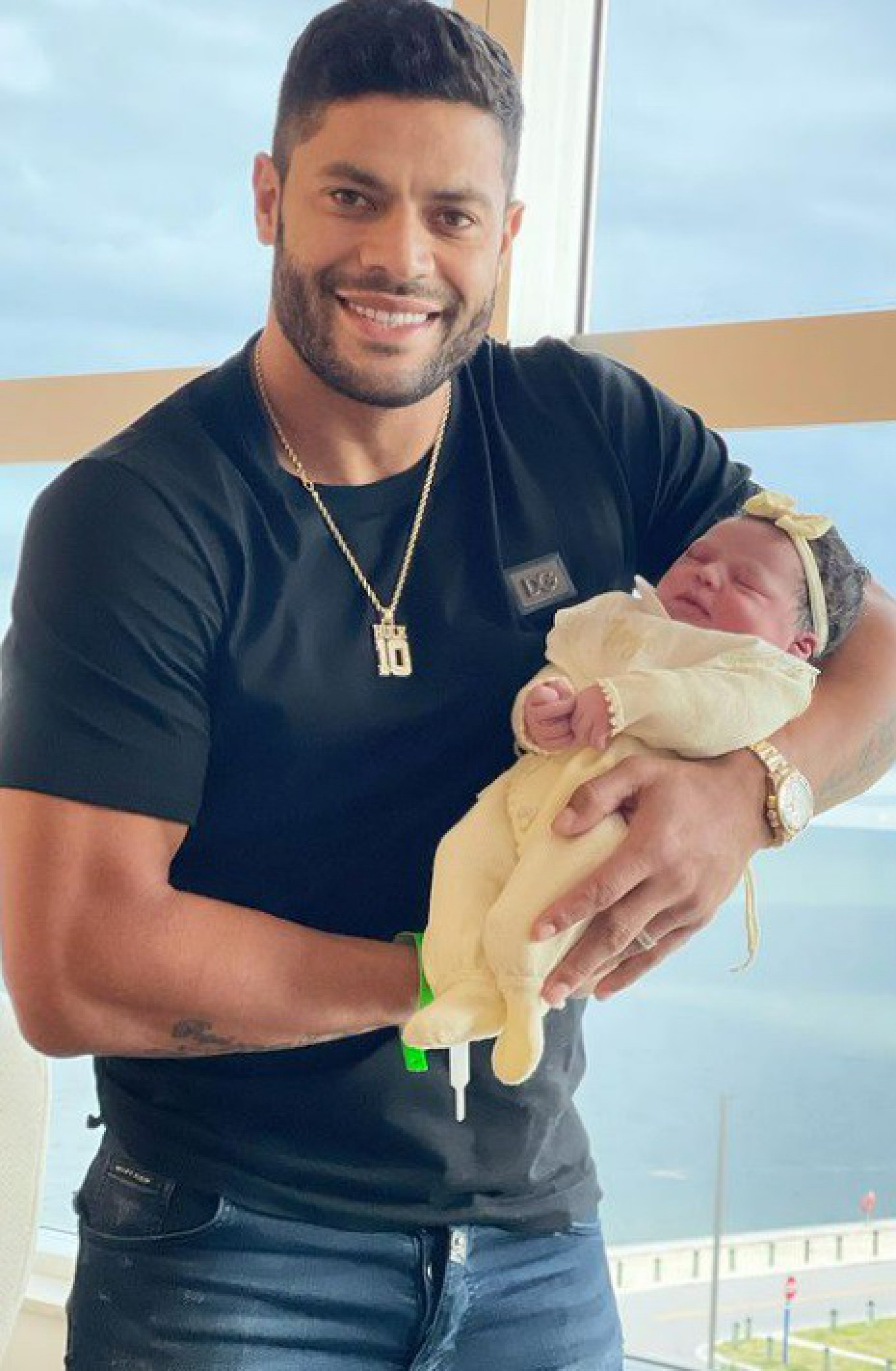 Nasce Zaya, filha de Hulk Paraíba e Camila Ângelo - reprodução do instagram