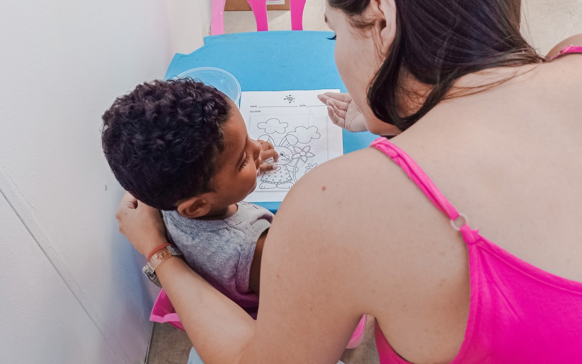 Espa&ccedil;o de Reabilita&ccedil;&atilde;o e Desenvolvimento da Crian&ccedil;a realiza cerca de 800 atendimentos mensais
